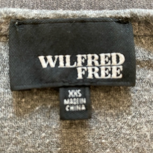 Wilfred Free grey t shirt - Picture 3 of 3